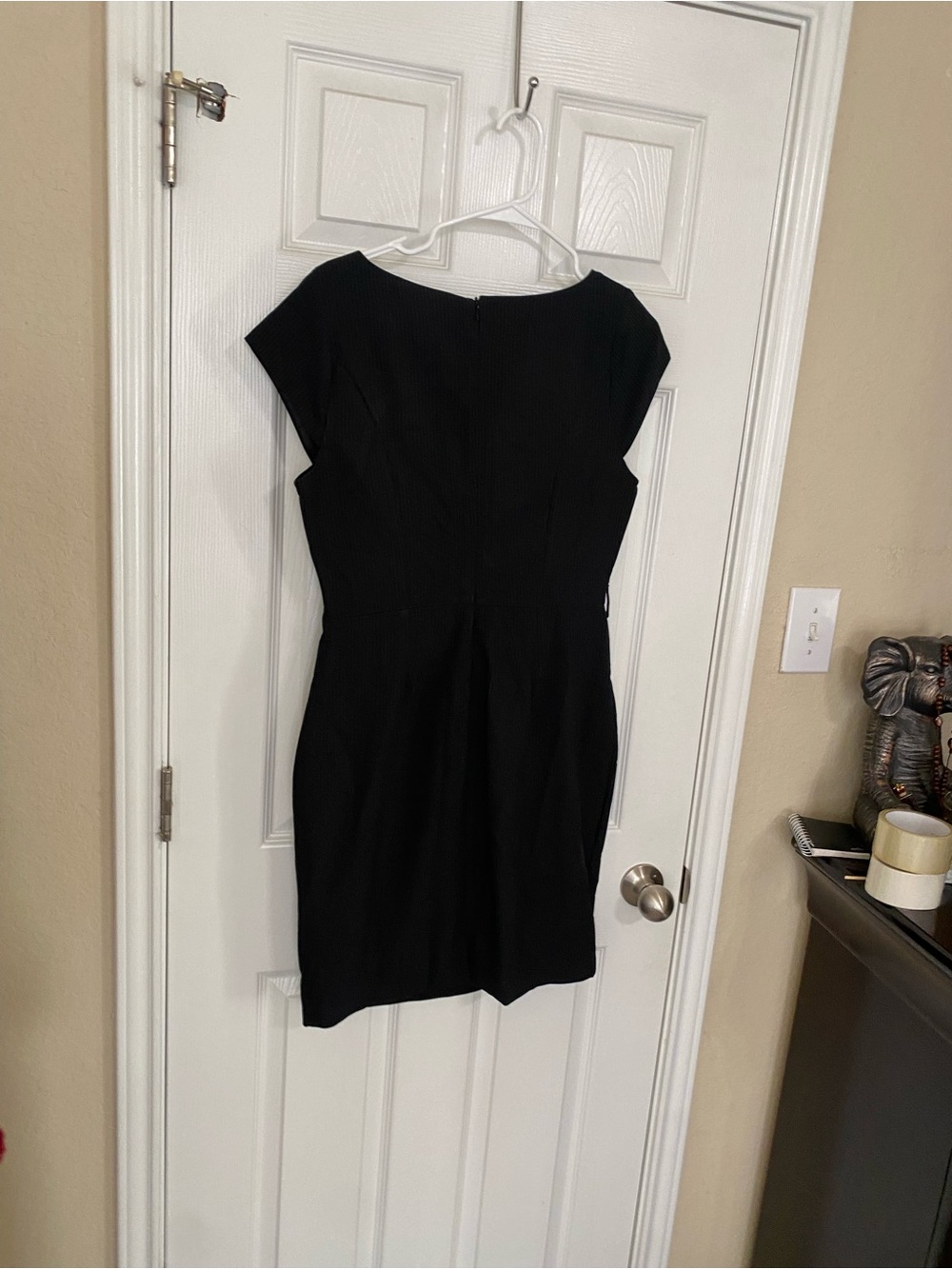 Black Cap-Sleeve Midi Dress with Tailored Waist